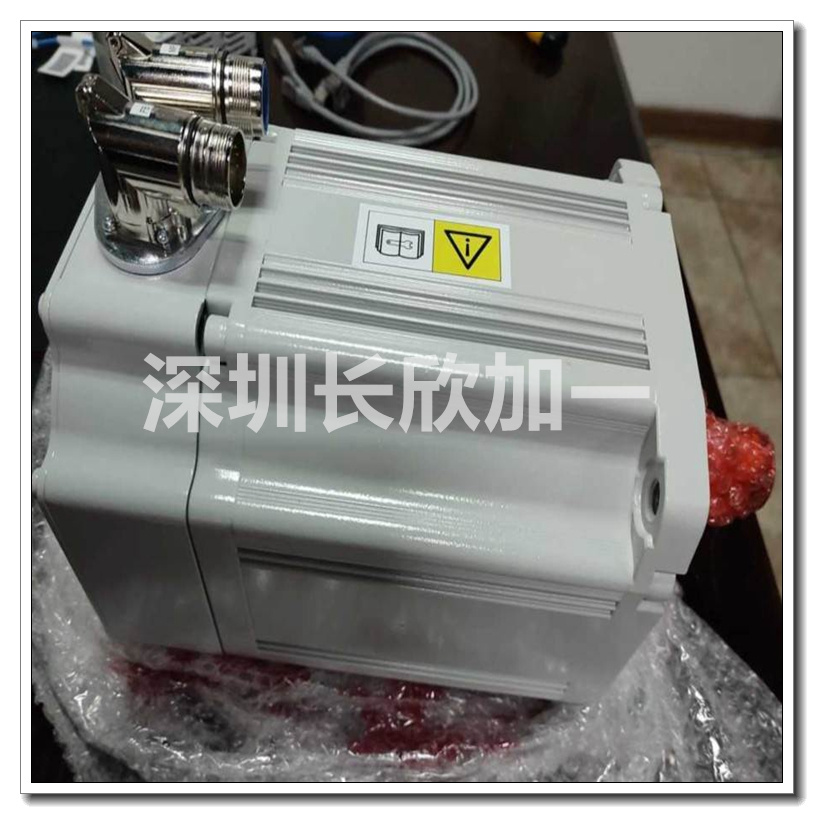 3HAC040658-001 2.jpg